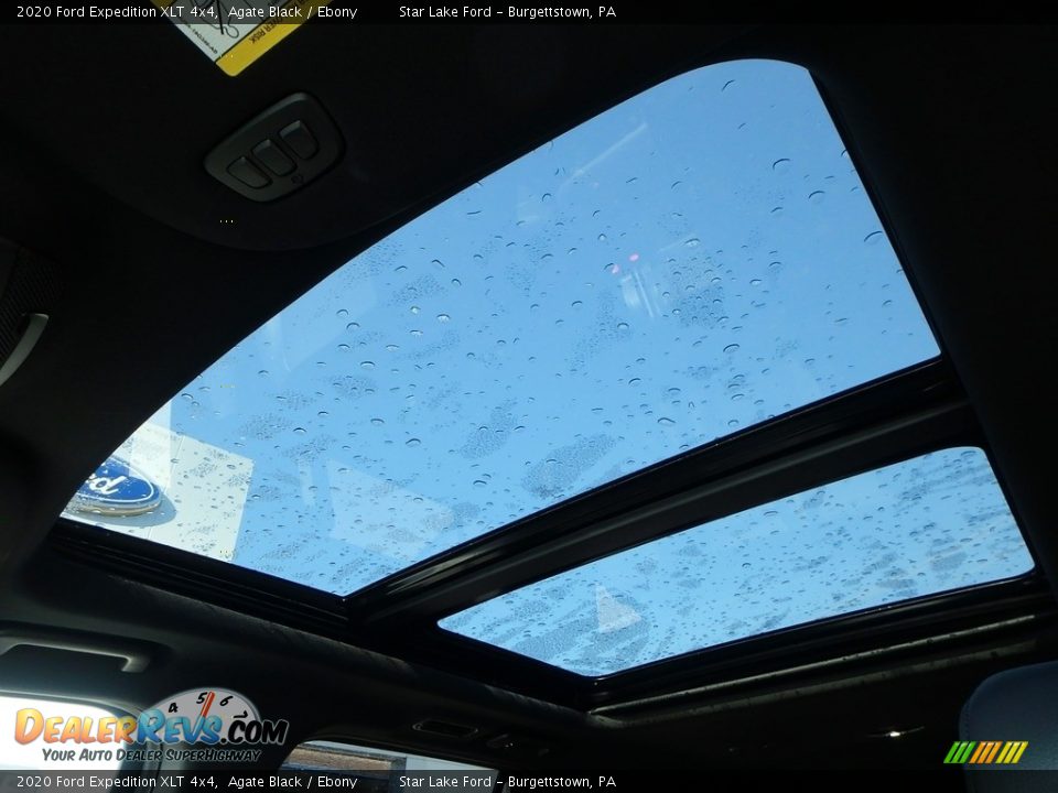 Sunroof of 2020 Ford Expedition XLT 4x4 Photo #20