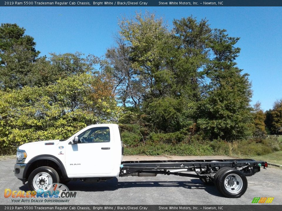 2019 Ram 5500 Tradesman Regular Cab Chassis Bright White / Black/Diesel Gray Photo #1