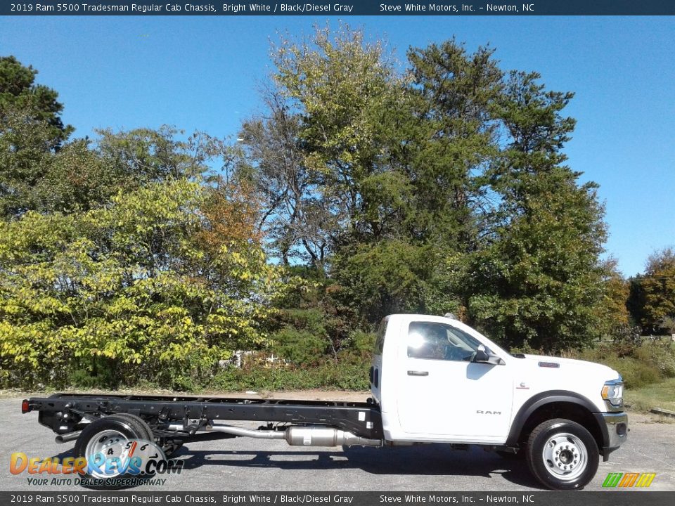 2019 Ram 5500 Tradesman Regular Cab Chassis Bright White / Black/Diesel Gray Photo #5
