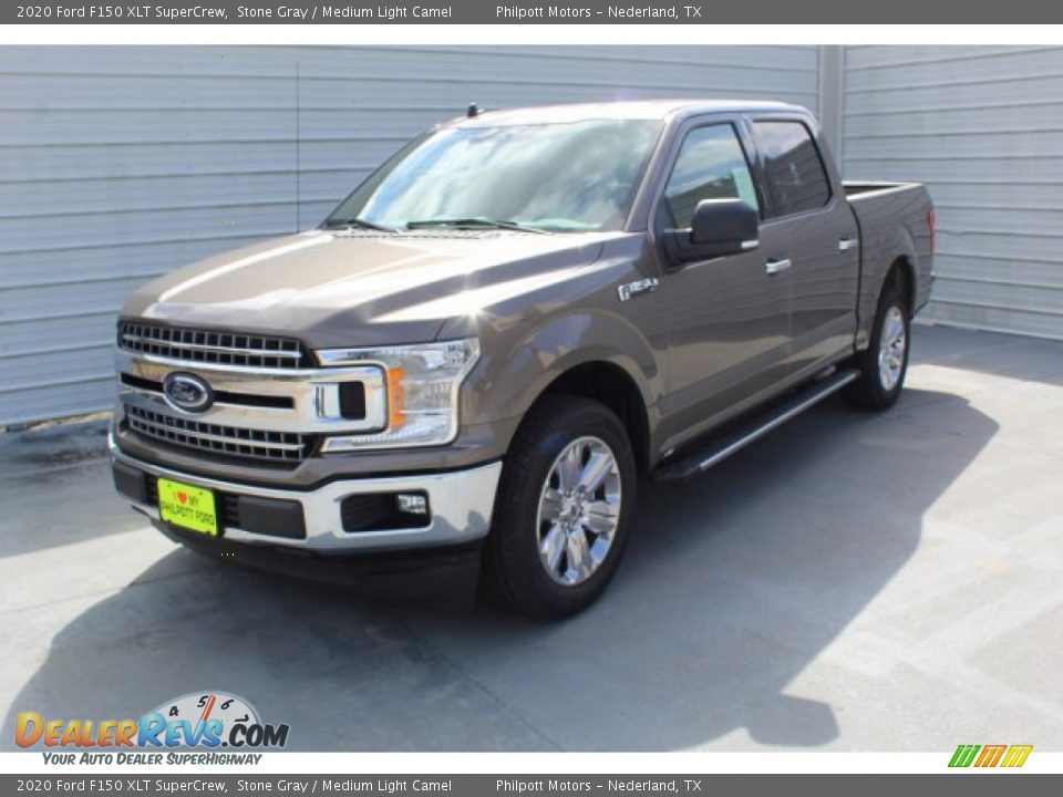 Front 3/4 View of 2020 Ford F150 XLT SuperCrew Photo #4