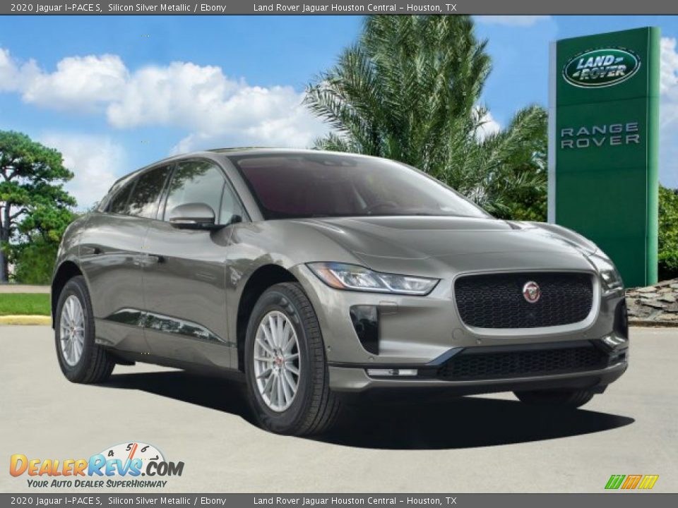 Front 3/4 View of 2020 Jaguar I-PACE S Photo #5