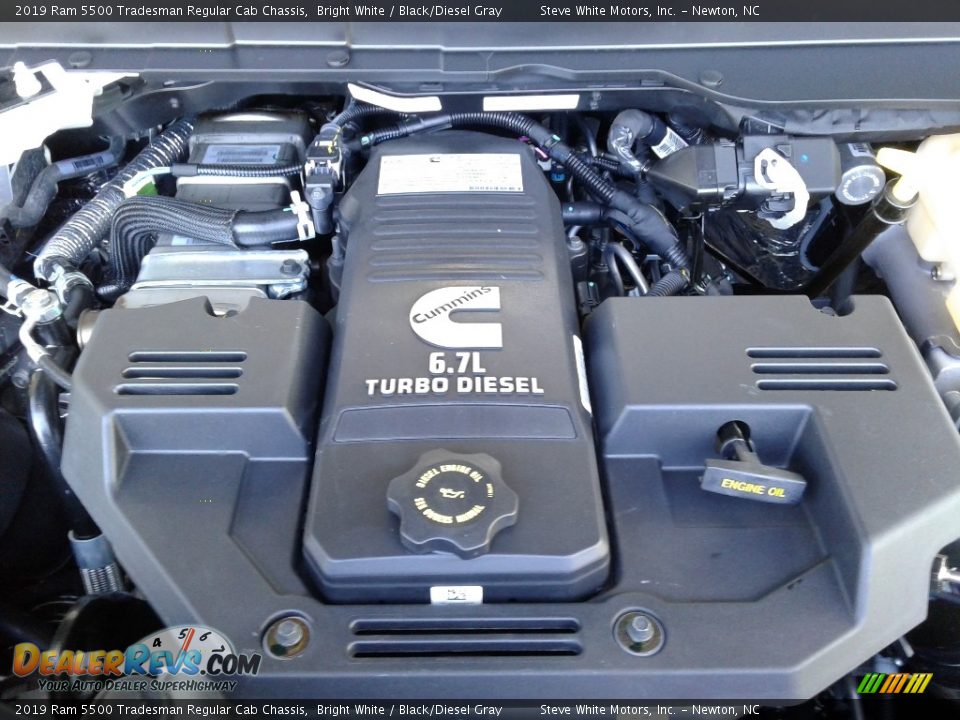 2019 Ram 5500 Tradesman Regular Cab Chassis Bright White / Black/Diesel Gray Photo #24