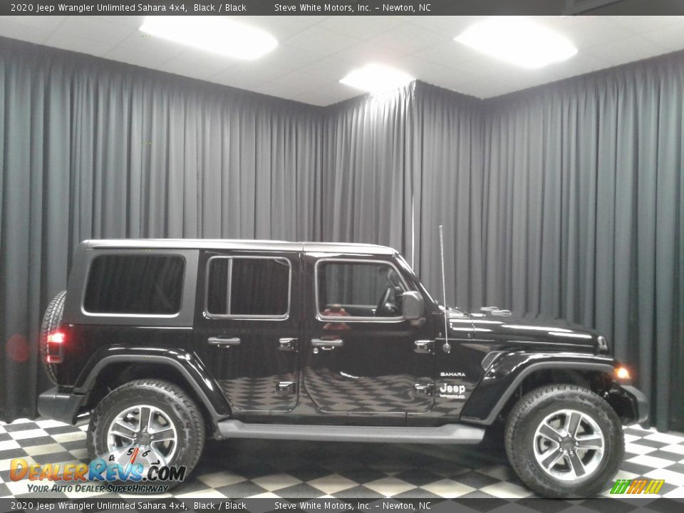 2020 Jeep Wrangler Unlimited Sahara 4x4 Black / Black Photo #5