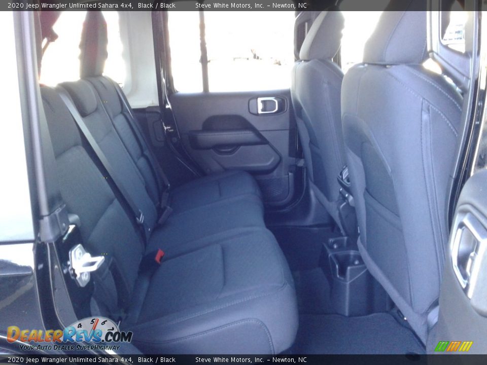 2020 Jeep Wrangler Unlimited Sahara 4x4 Black / Black Photo #13
