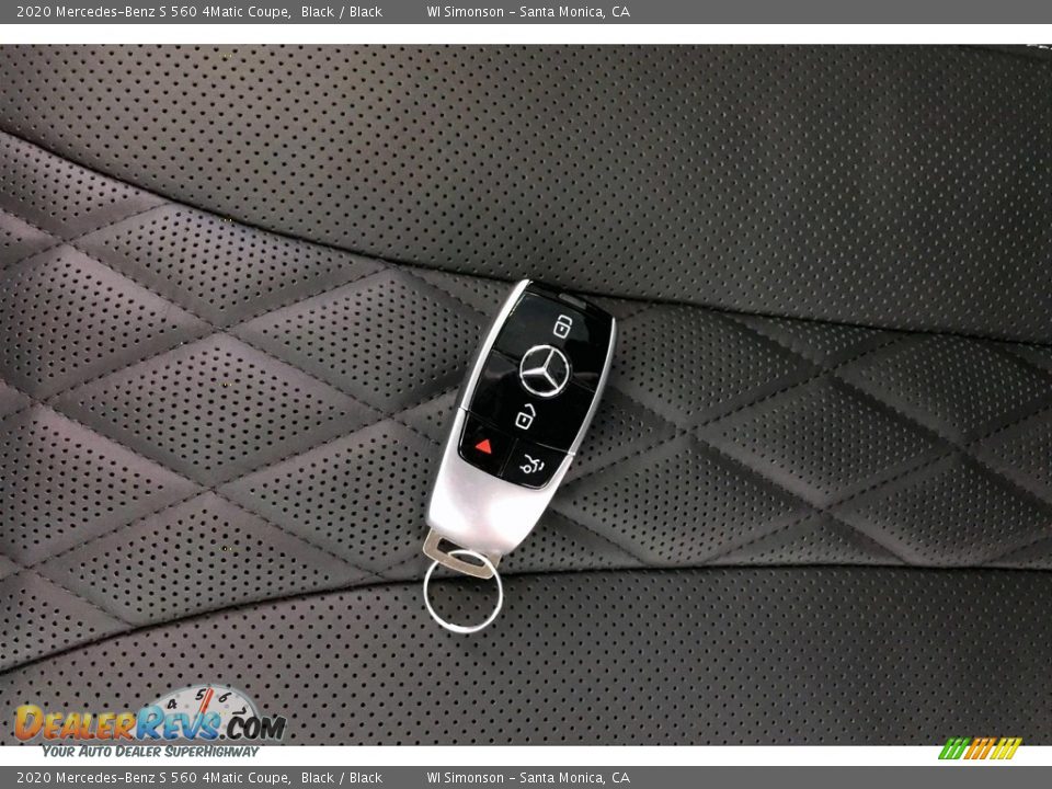 Keys of 2020 Mercedes-Benz S 560 4Matic Coupe Photo #11