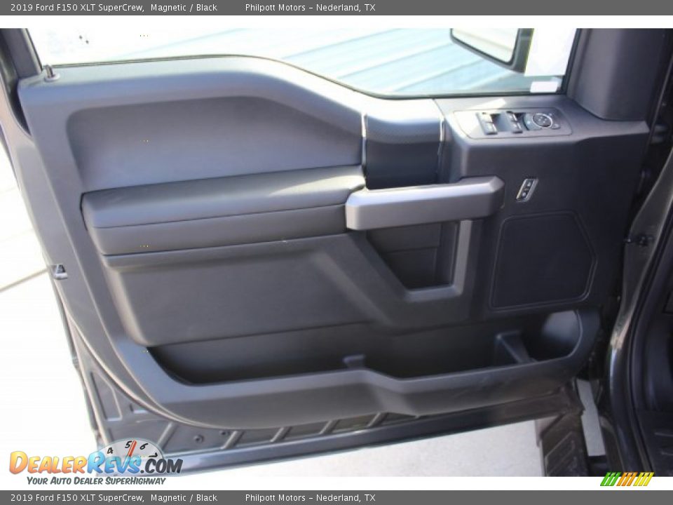 2019 Ford F150 XLT SuperCrew Magnetic / Black Photo #9