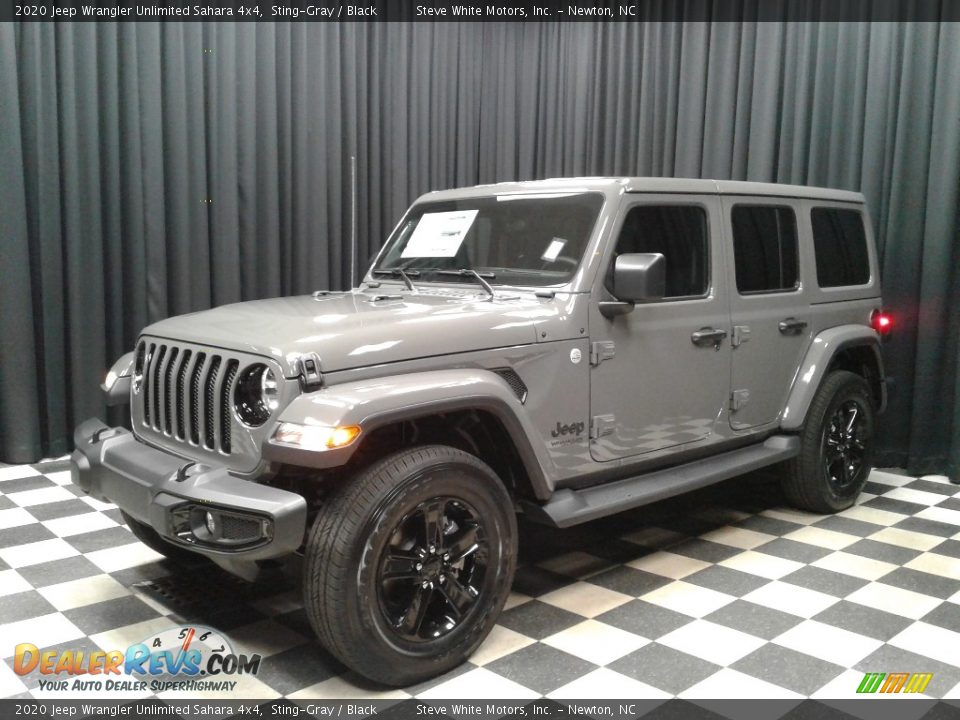 2020 Jeep Wrangler Unlimited Sahara 4x4 Sting-Gray / Black Photo #2