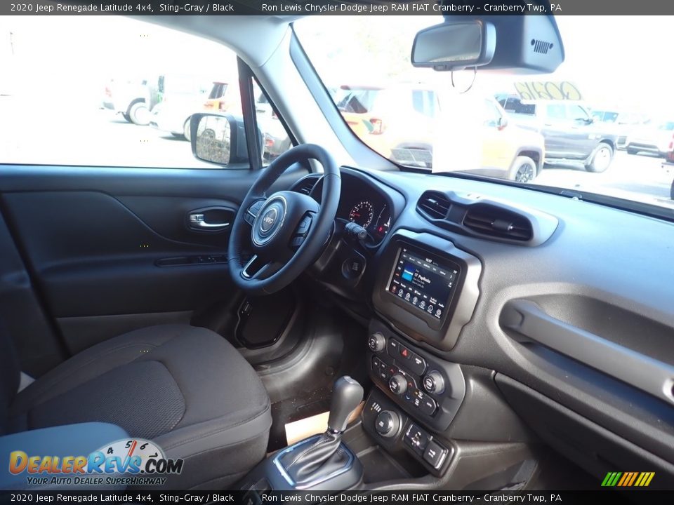 2020 Jeep Renegade Latitude 4x4 Sting-Gray / Black Photo #11