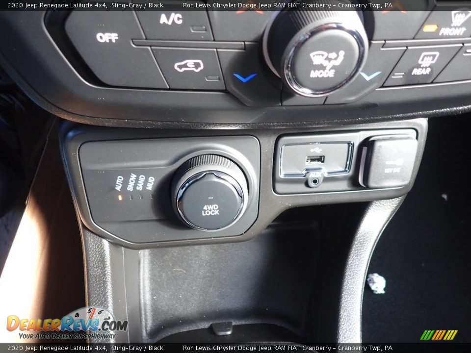 2020 Jeep Renegade Latitude 4x4 Sting-Gray / Black Photo #18