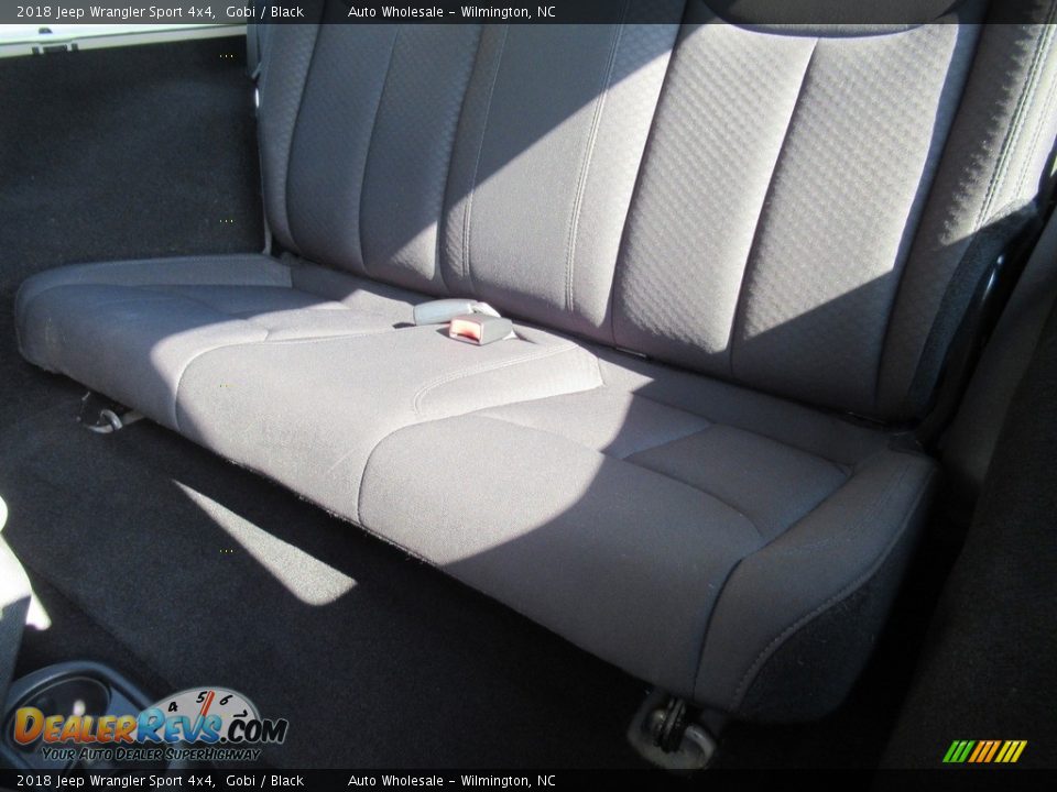 2018 Jeep Wrangler Sport 4x4 Gobi / Black Photo #12