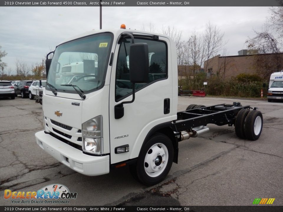 2019 Chevrolet Low Cab Forward 4500 Chassis Arctic White / Pewter Photo #1