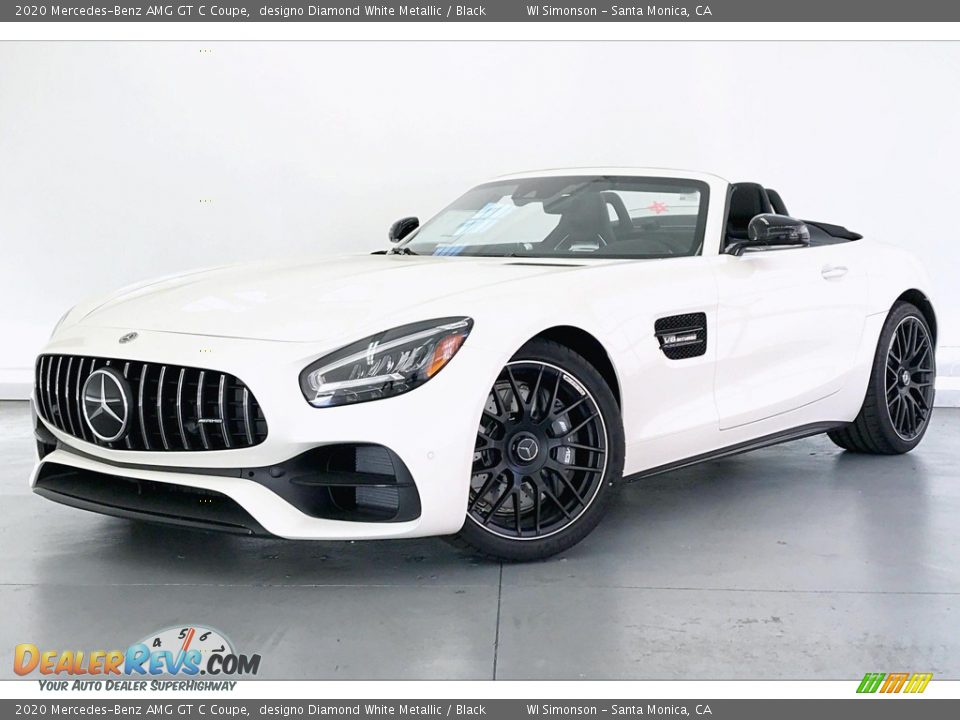 Front 3/4 View of 2020 Mercedes-Benz AMG GT C Coupe Photo #12