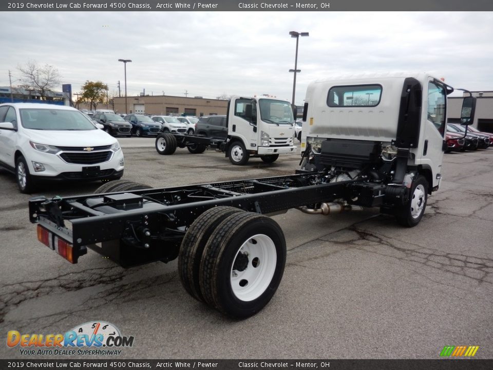 2019 Chevrolet Low Cab Forward 4500 Chassis Arctic White / Pewter Photo #3