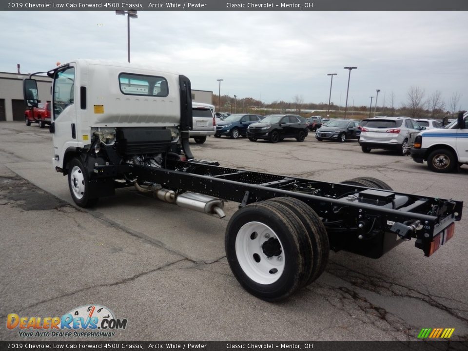 2019 Chevrolet Low Cab Forward 4500 Chassis Arctic White / Pewter Photo #4