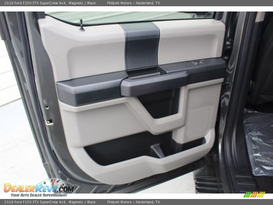 2019 Ford F150 STX SuperCrew 4x4 Magnetic / Black Photo #18