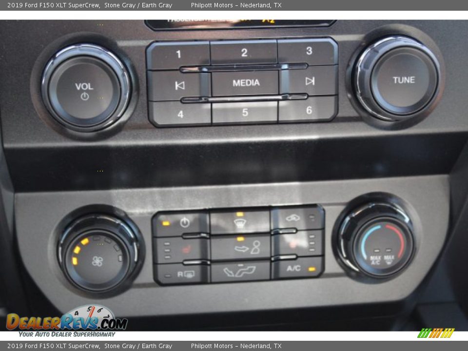2019 Ford F150 XLT SuperCrew Stone Gray / Earth Gray Photo #16