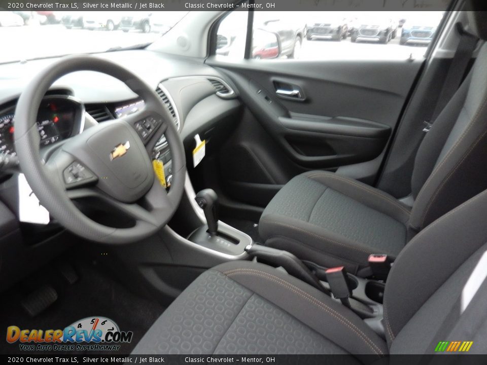 2020 Chevrolet Trax LS Silver Ice Metallic / Jet Black Photo #6