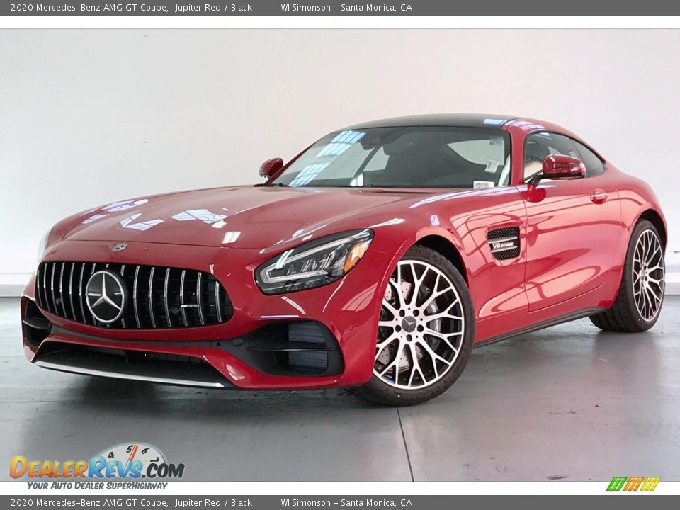 Front 3/4 View of 2020 Mercedes-Benz AMG GT Coupe Photo #12