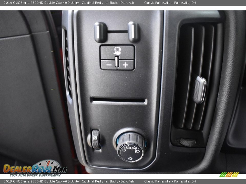 2019 GMC Sierra 2500HD Double Cab 4WD Utility Cardinal Red / Jet Black/­Dark Ash Photo #11
