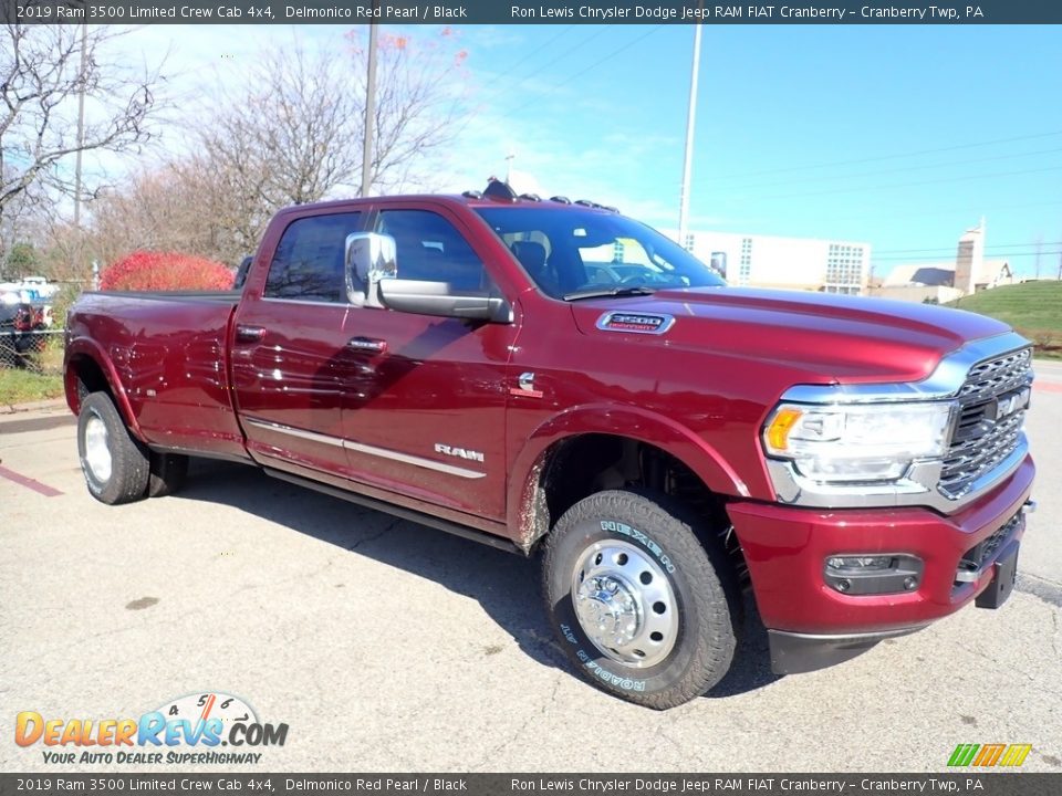 Front 3/4 View of 2019 Ram 3500 Limited Crew Cab 4x4 Photo #7