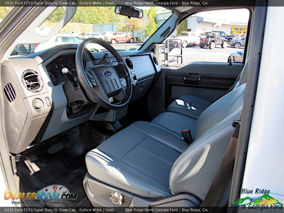 2015 Ford F250 Super Duty XL Crew Cab Oxford White / Steel Photo #8