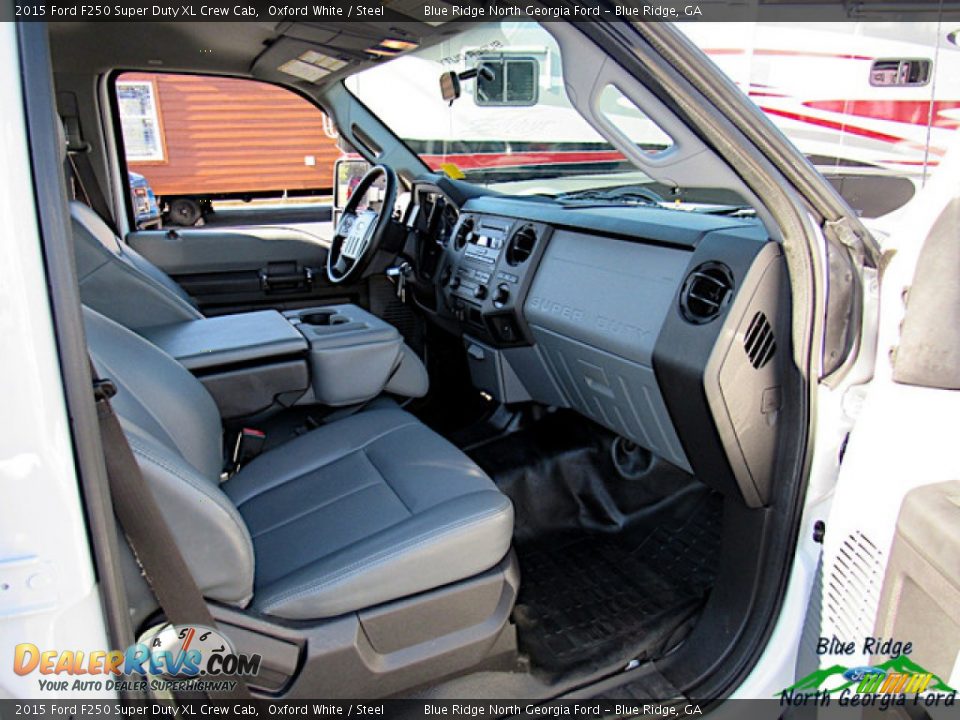 2015 Ford F250 Super Duty XL Crew Cab Oxford White / Steel Photo #9