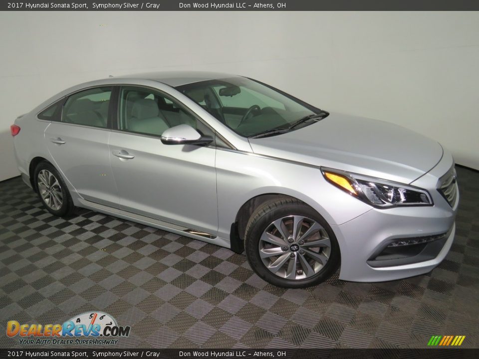 2017 Hyundai Sonata Sport Symphony Silver / Gray Photo #2