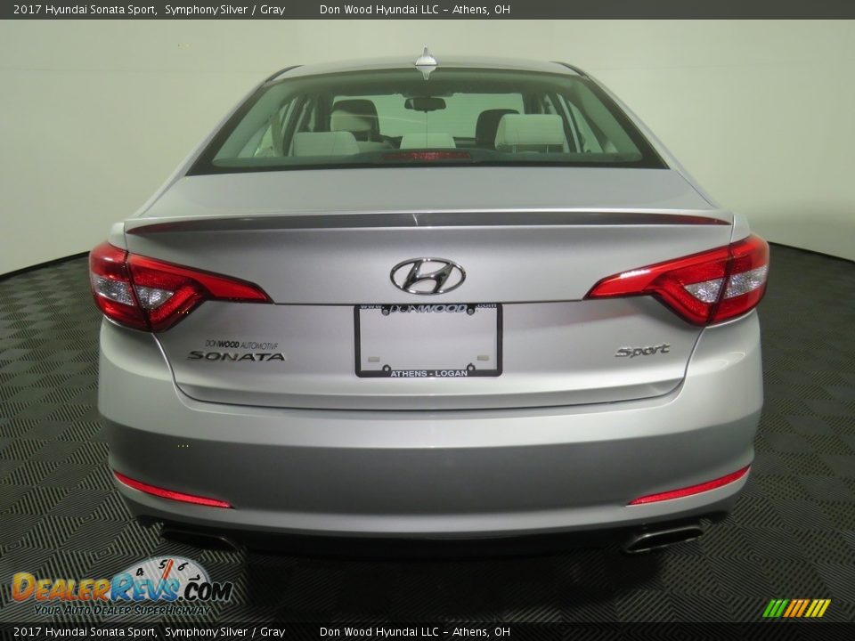 2017 Hyundai Sonata Sport Symphony Silver / Gray Photo #11