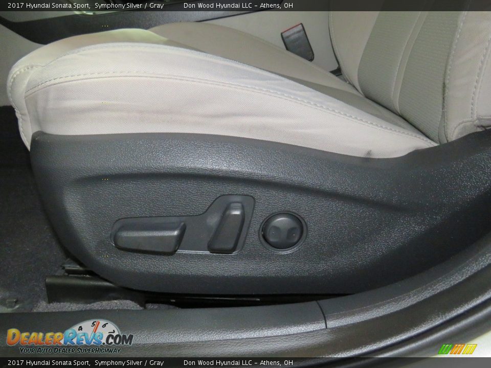2017 Hyundai Sonata Sport Symphony Silver / Gray Photo #15