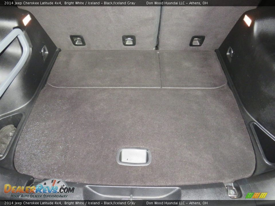 2014 Jeep Cherokee Latitude 4x4 Bright White / Iceland - Black/Iceland Gray Photo #13