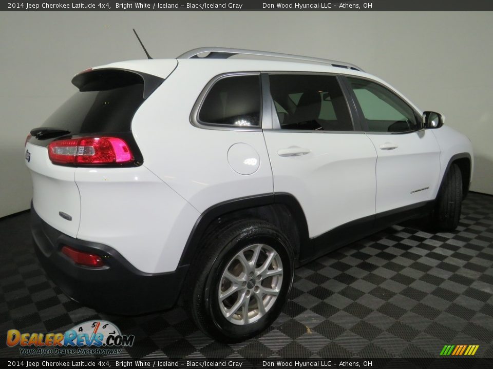 2014 Jeep Cherokee Latitude 4x4 Bright White / Iceland - Black/Iceland Gray Photo #15