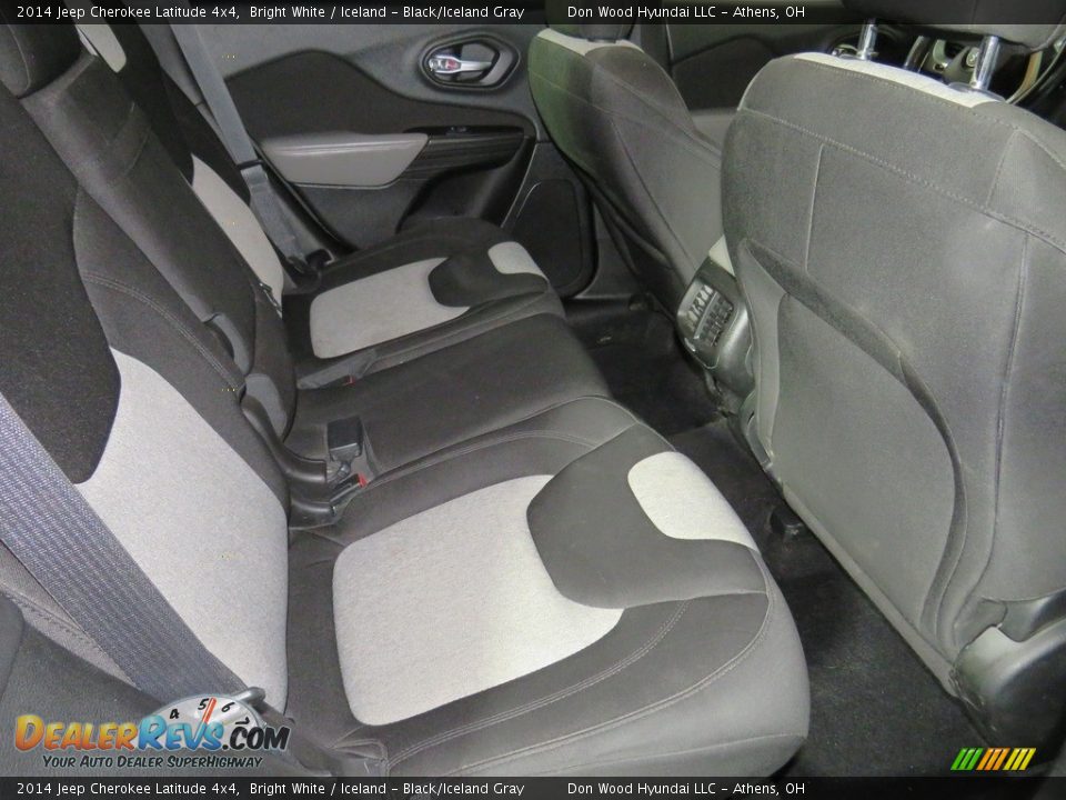 2014 Jeep Cherokee Latitude 4x4 Bright White / Iceland - Black/Iceland Gray Photo #24