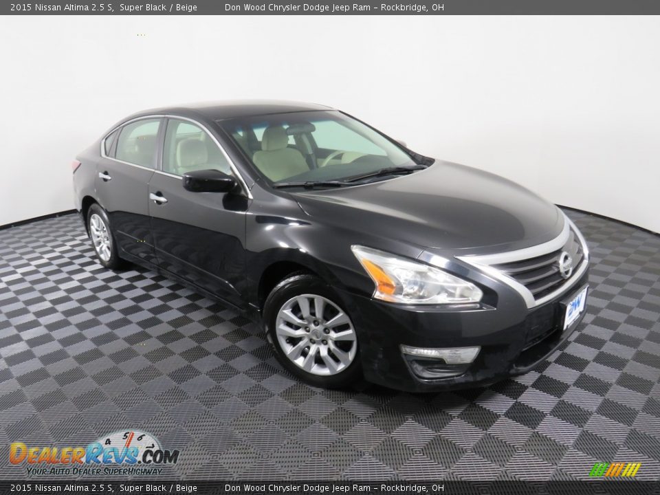 2015 Nissan Altima 2.5 S Super Black / Beige Photo #2