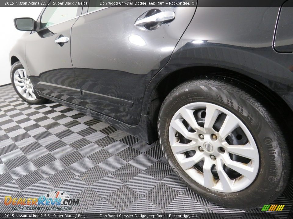 2015 Nissan Altima 2.5 S Super Black / Beige Photo #9