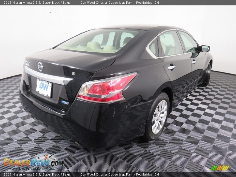 2015 Nissan Altima 2.5 S Super Black / Beige Photo #13