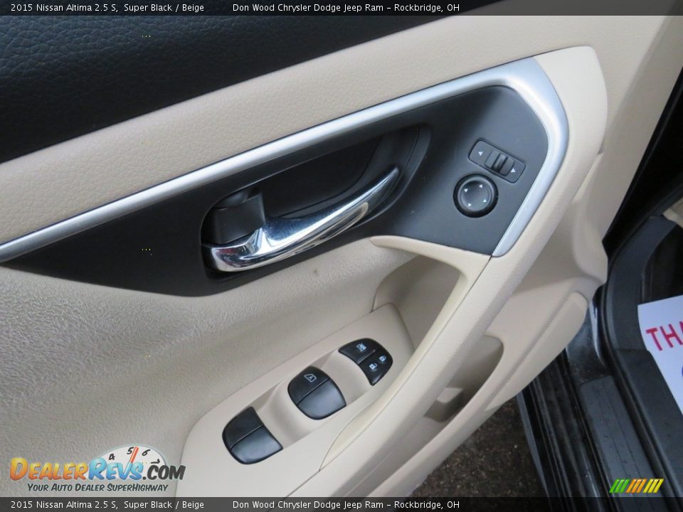 2015 Nissan Altima 2.5 S Super Black / Beige Photo #16
