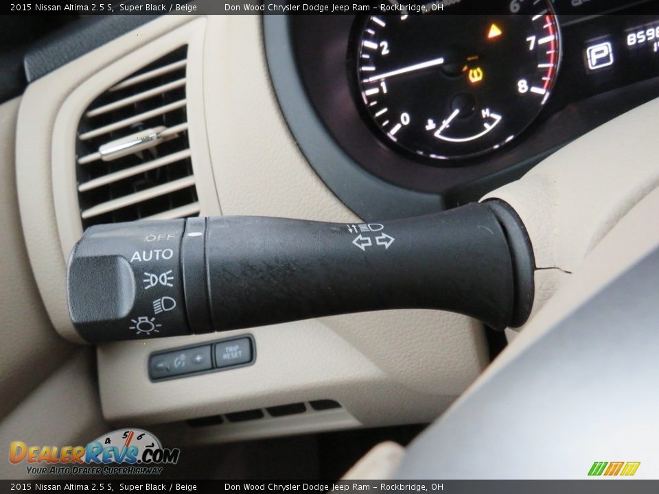 2015 Nissan Altima 2.5 S Super Black / Beige Photo #21