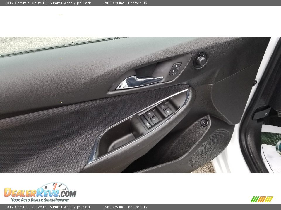2017 Chevrolet Cruze LS Summit White / Jet Black Photo #9