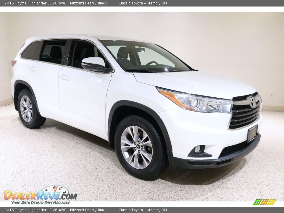 2016 Toyota Highlander LE V6 AWD Blizzard Pearl / Black Photo #1