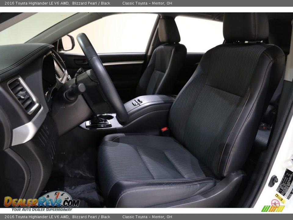 2016 Toyota Highlander LE V6 AWD Blizzard Pearl / Black Photo #5