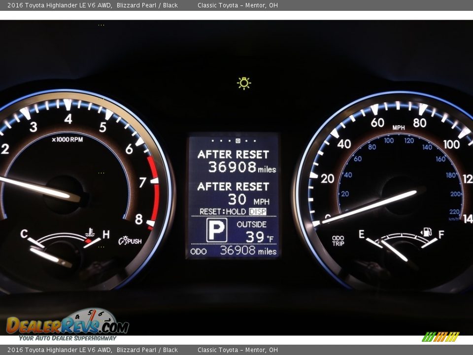 2016 Toyota Highlander LE V6 AWD Blizzard Pearl / Black Photo #7