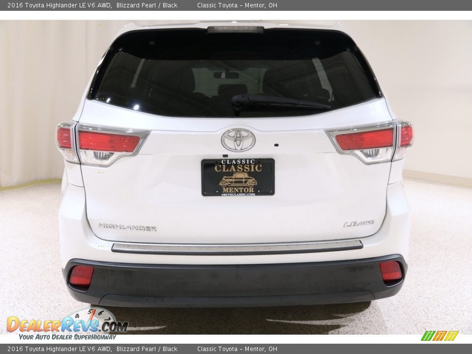 2016 Toyota Highlander LE V6 AWD Blizzard Pearl / Black Photo #19