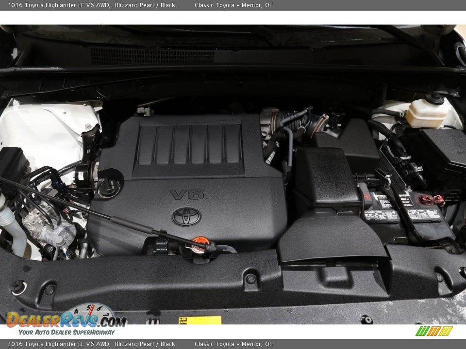2016 Toyota Highlander LE V6 AWD Blizzard Pearl / Black Photo #20