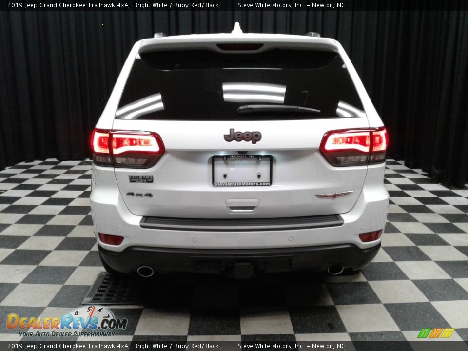 2019 Jeep Grand Cherokee Trailhawk 4x4 Bright White / Ruby Red/Black Photo #7