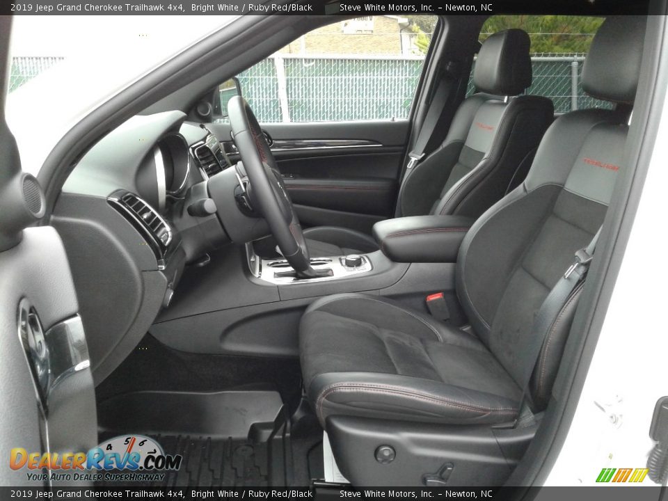 2019 Jeep Grand Cherokee Trailhawk 4x4 Bright White / Ruby Red/Black Photo #10