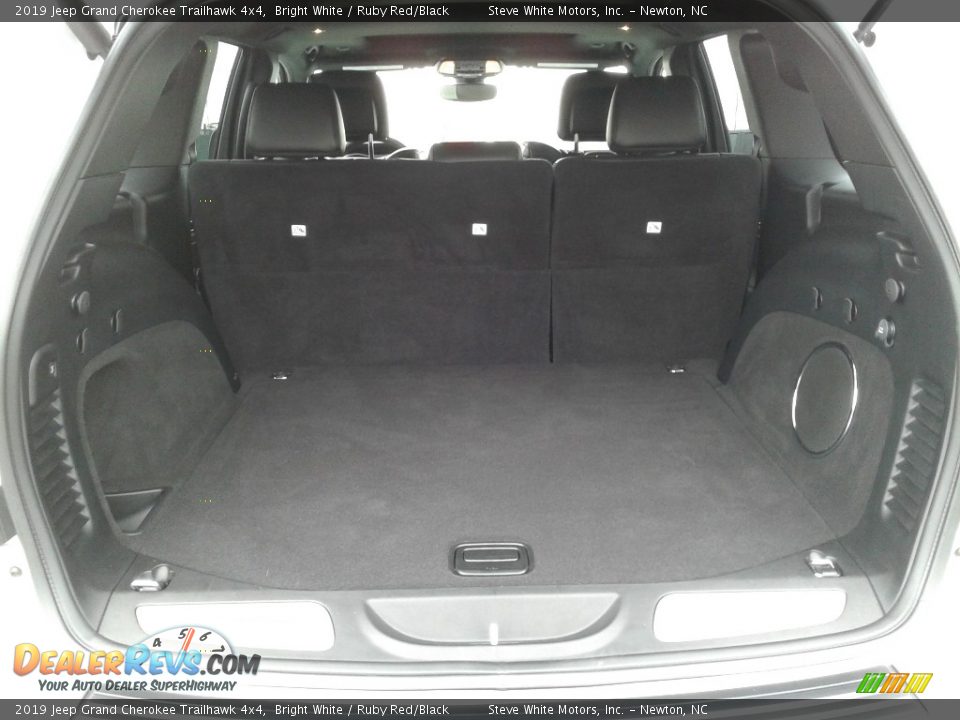 2019 Jeep Grand Cherokee Trailhawk 4x4 Bright White / Ruby Red/Black Photo #13