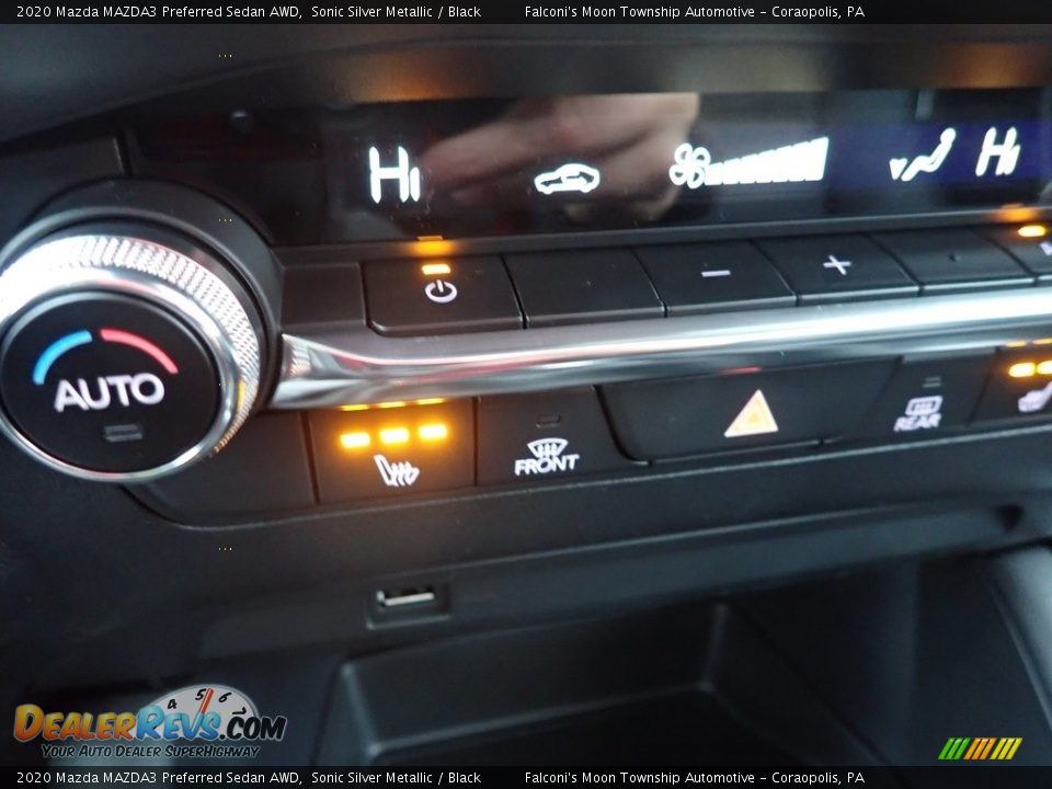 2020 Mazda MAZDA3 Preferred Sedan AWD Sonic Silver Metallic / Black Photo #15