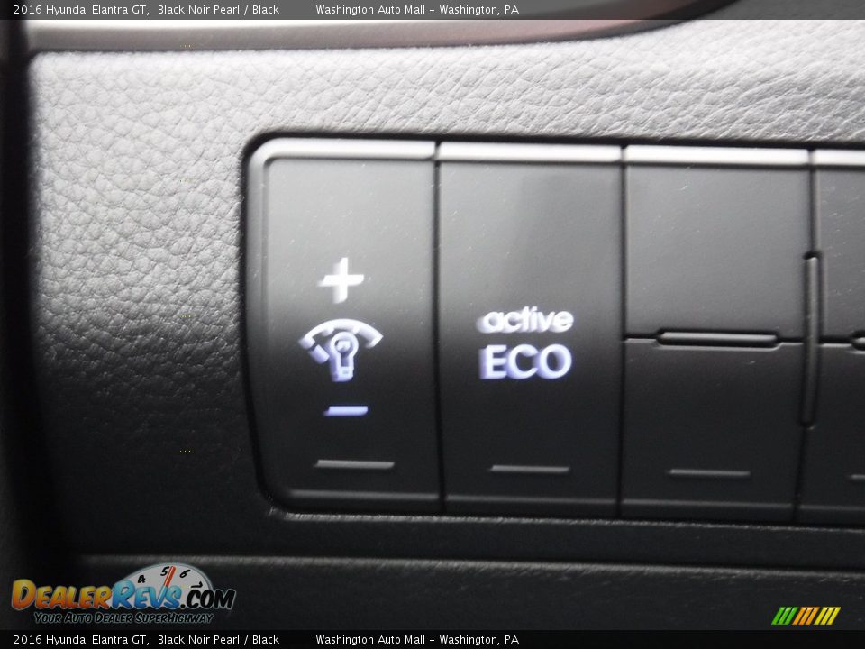 2016 Hyundai Elantra GT Black Noir Pearl / Black Photo #19