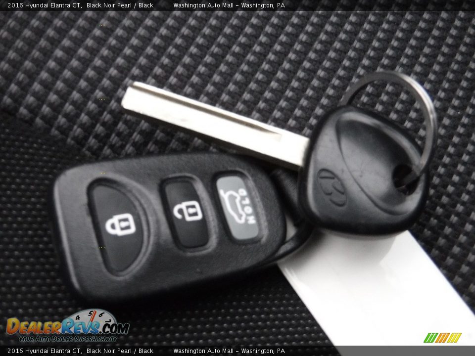 2016 Hyundai Elantra GT Black Noir Pearl / Black Photo #22