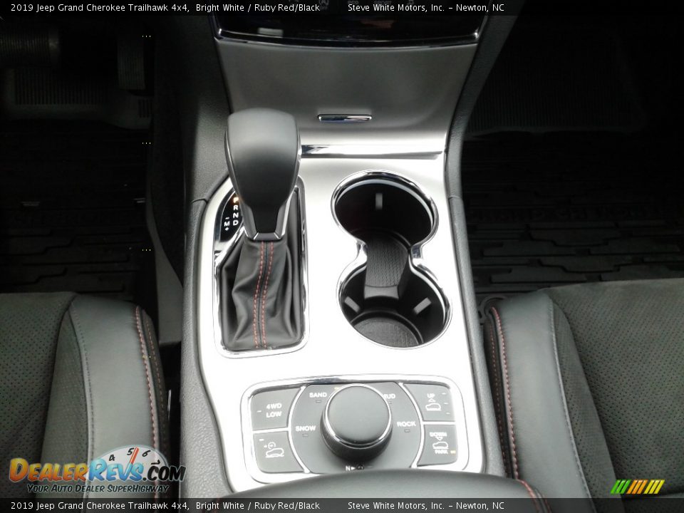 2019 Jeep Grand Cherokee Trailhawk 4x4 Bright White / Ruby Red/Black Photo #32